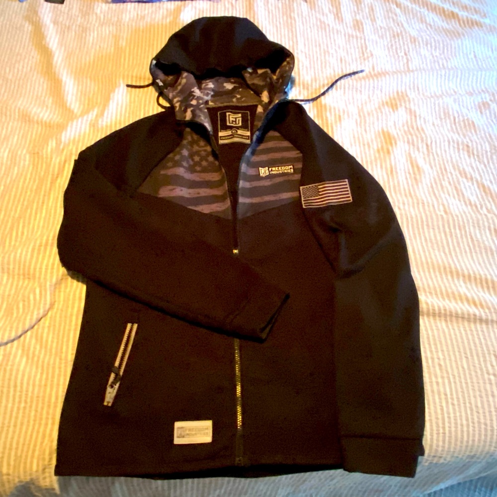 Freedom Industries XL Hoodie